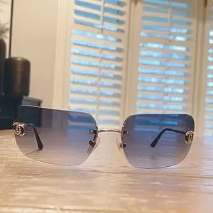 RARE CHANEL Rimless Sunglasses 4017 D Blue Purple Gradient Rhinestones Chanel 4017 Vintage Sunglasses Made in Italy 2000 main image 3